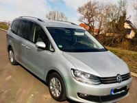 Gebraucht VW Sharan 140 PS (102 kW) 2014 Grau Van / Kleinbus