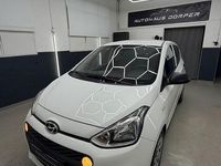 Gebraucht Hyundai i10 Classic 67 PS (49 kW) 2017 Weiß Kleinwagen