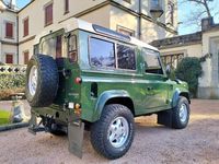 Gebraucht Land Rover Defender 122 PS (89 kW) 1999 Grün Kombi