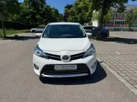 Gebraucht Toyota Verso Life 147 PS (108 kW) 2013 Weiß Van / Kleinbus