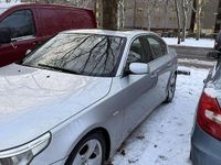 Gebraucht BMW 525 218 PS (160 kW) 2005 Silber Limousine