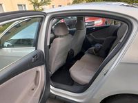 Gebraucht VW Passat 122 PS (89 kW) 2009 Silber Limousine