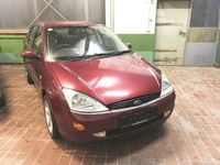Gebraucht Ford Focus Ghia 101 PS (74 kW) 2001 Rot metallic Limousine