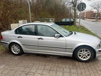 Gebraucht BMW 320 1999 Grau Limousine