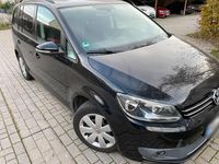 Gebraucht VW Touran 105 PS (77 kW) 2012 Schwarz Van / Kleinbus