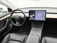 Gebraucht Tesla Model 3 Standard Range 225 kW (306 PS) 2021 Weiß Limousine