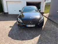 Gebraucht Mercedes C180 Avantgarde 156 PS (114 kW) 2015 Schwarz Limousine