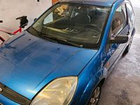 Gebraucht Ford Fiesta 70 PS (51 kW) 2004 Blau Kleinwagen