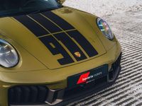 Neu Porsche 992 541 PS (397 kW) 2026 Grün Cabrio