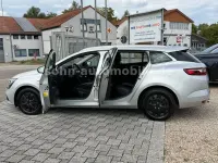 Gebraucht Renault Mégane IV Intens 132 PS (97 kW) 2017 Silber Limousine