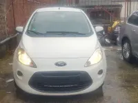 Gebraucht Ford Ka Trend 69 PS (50 kW) 2016 Weiß Kleinwagen