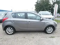 Gebraucht Hyundai i20 Trend 86 PS (63 kW) 2013 Grau Kleinwagen