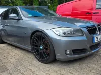 Gebraucht BMW 318 143 PS (105 kW) 2010 Grau Kombi