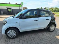 Gebraucht Smart ForFour 71 PS (52 kW) 2018 Weiß Kleinwagen