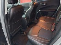 Gebraucht Jeep Compass Limited 140 PS (102 kW) 2018 Grau SUV