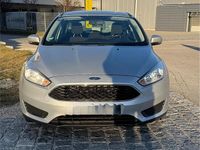 Gebraucht Ford Focus 100 PS (73 kW) 2015 Silber Kombi