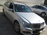 Gebraucht Mercedes C180 156 PS (114 kW) 2014 Silber Limousine