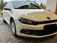 Gebraucht VW Scirocco 160 PS (117 kW) 2010 Weiß Coupé