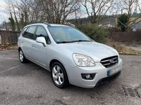 Gebraucht Kia Carens 140 PS (102 kW) 2010 Silber Van / Kleinbus