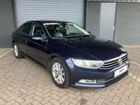 Gebraucht VW Passat 120 PS (88 kW) 2015 Blau Limousine
