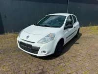 Gebraucht Renault Clio 75 PS (55 kW) 2009 Weiß Kleinwagen