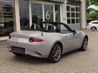 Neu Mazda MX5 Exclusive-Line 132 PS (97 kW) 2025 Grau Cabrio