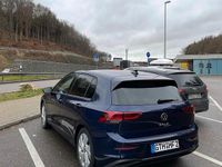 Gebraucht VW Golf VII United 150 PS (110 kW) 2021 Blau Kleinwagen