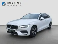 Gebraucht Volvo V60 Momentum 145 PS (106 kW) 2021 Kombi