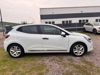 Gebraucht Renault Clio V 140 PS (102 kW) 2021 Weiß Limousine
