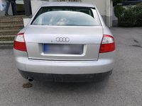 Gebraucht Audi A4 140 PS (102 kW) 2003 Silber Limousine