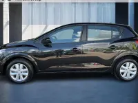 Używany Dacia Sandero Expression 91 KM (66 kW) 2024 Czarny Sedan/Limuzyna