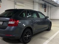 Gebraucht Skoda Rapid Active 105 PS (77 kW) 2014 Grau Kleinwagen