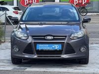 Gebraucht Ford Focus Champions Edition 105 PS (77 kW) 2012 Braun Kombi