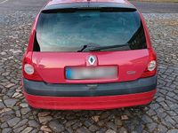 Gebraucht Renault Clio II 75 PS (55 kW) 2002 Rot Kleinwagen