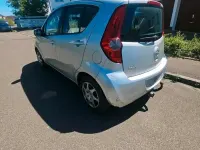 Gebraucht Opel Agila 86 PS (63 kW) 2010 Silber Kleinwagen