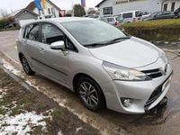 Gebraucht Toyota Verso Life 124 PS (91 kW) 2013 Silver metallic Van / Kleinbus