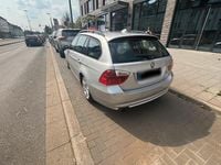 Gebraucht BMW 320 163 PS (119 kW) 2007 Silber Kombi