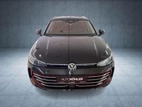 Gebraucht VW Passat Elegance 150 PS (110 kW) 2024 Schwarz Kombi