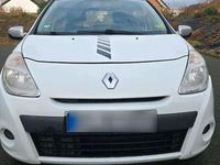 Gebraucht Renault Clio IV Dynamique 101 PS (74 kW) 2014 Limousine