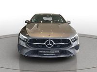Gebraucht Mercedes A200 Progressive 150 PS (110 kW) 2025 Metalliclack mountaingrau Limousine