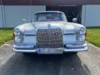 Gebraucht Mercedes 220 120 PS (88 kW) 1963 Silber Coupé