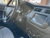 Gebraucht Hyundai i20 Advantage 84 PS (61 kW) 2020 Weiß Kleinwagen