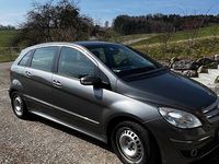 Gebraucht Mercedes B200 136 PS (100 kW) 2008 Grau Van / Kleinbus