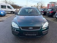 Gebraucht Ford Focus Trend 116 PS (85 kW) 2005 Grün Limousine