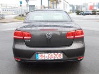 Gebraucht VW Eos Basis 122 PS (89 kW) 2012 Schwarz Cabrio
