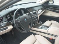 gebraucht BMW 750L i xDrive -