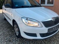 Gebraucht Skoda Fabia Cool Edition 60 PS (44 kW) 2013 Weiß Limousine