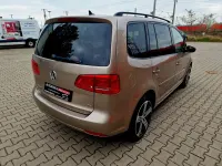 Gebraucht VW Touran Match 105 PS (77 kW) 2013 Beige Van / Kleinbus