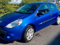 Brugt Renault Clio II 74 HK (54 kW) 2011 Blå Hatchback