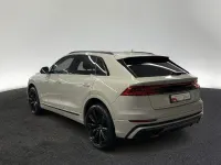 Gebraucht Audi Q8 Competition 286 PS (210 kW) 2023 Vikunjabeige metallic SUV